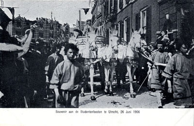 220609 Afbeelding van Germanicus in zijn zegewagen tijdens de maskeradeoptocht met als thema De triomftocht van ...